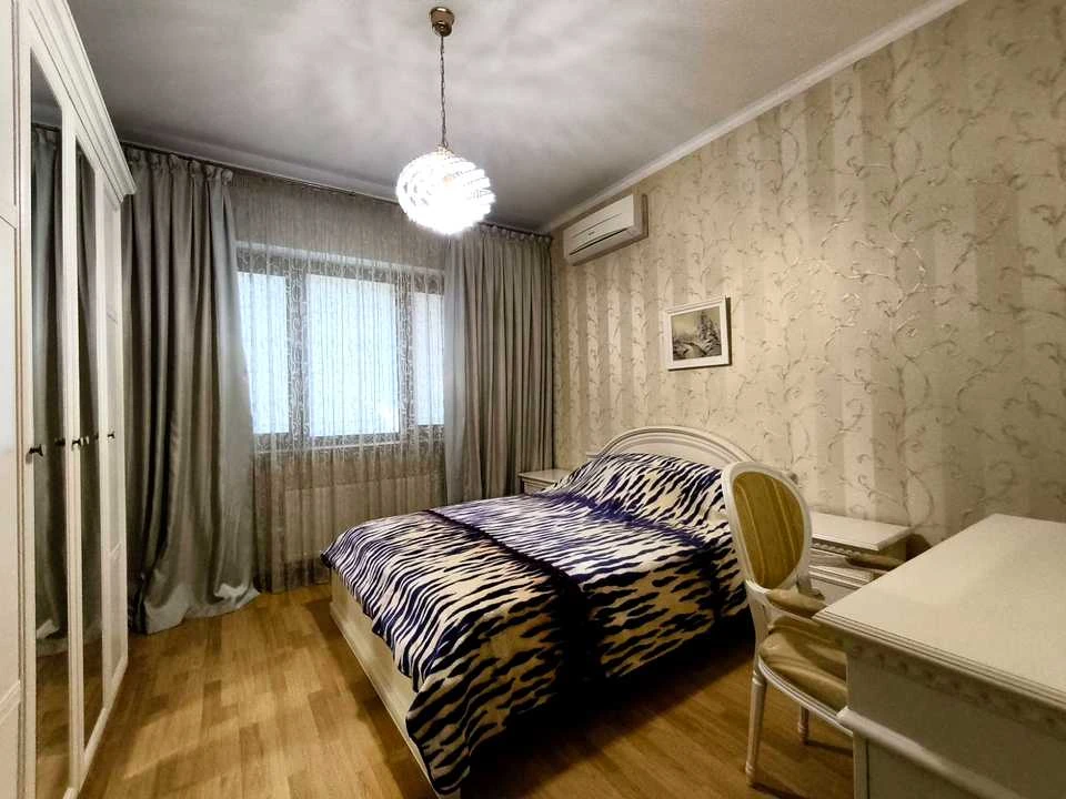 Будинок. Кривий Ріг, Ярослава Мудрого вул.