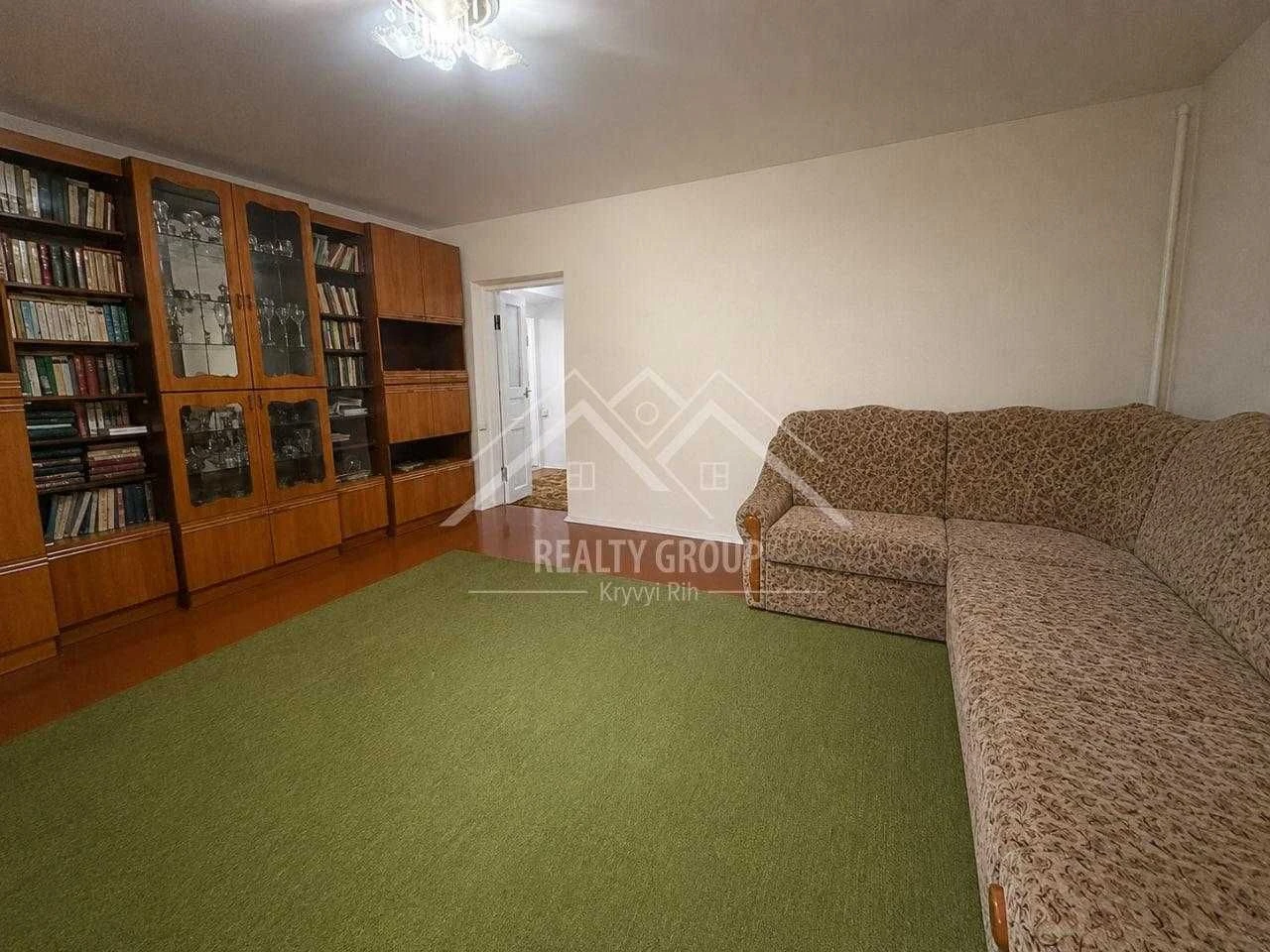 Продаж будинку на Артемі ( єВідновлення)