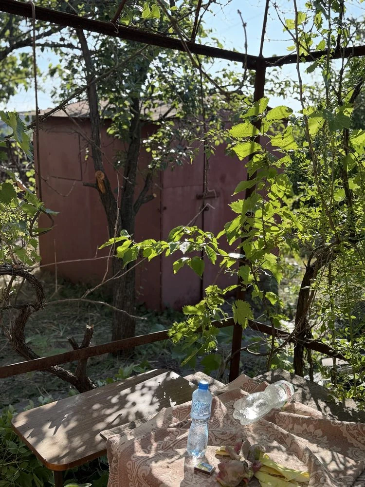 Продається дача на Карачунах .