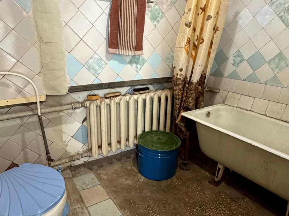House. Kryvyi Rih, Yunikh Moryakiv Street (Sergo)