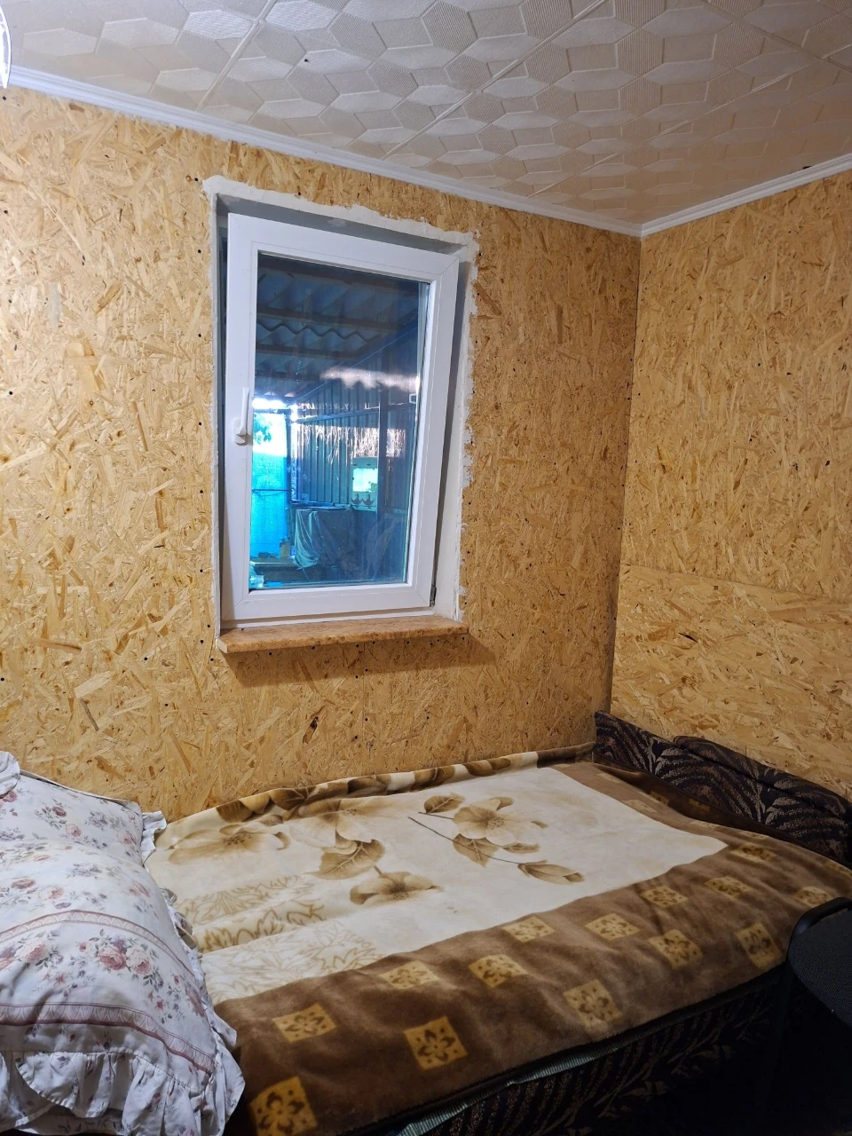 Selling house/cottage by the river / from Zarych 5 km /