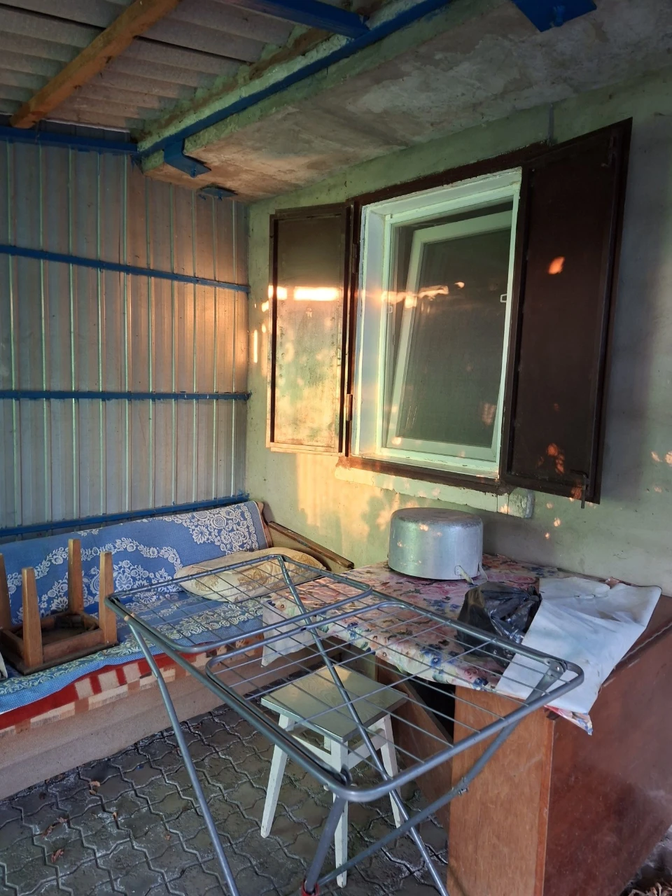 Selling house/cottage by the river / from Zarych 5 km /