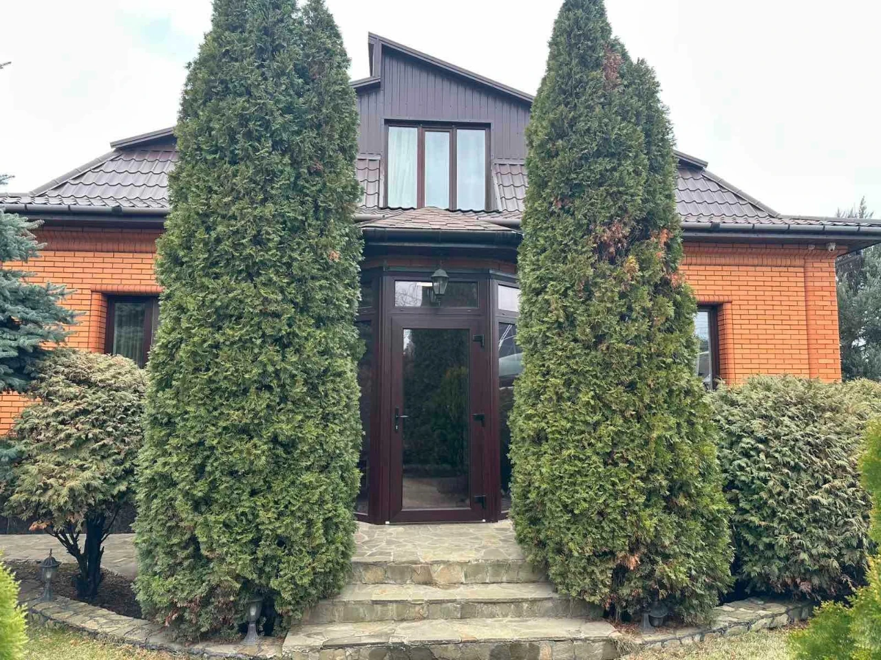 Sale of a modern house in Saksagan district, Sklyara Street