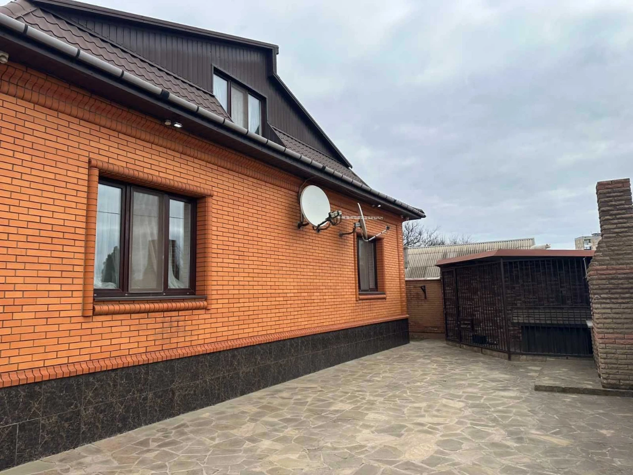 Sale of a modern house in Saksagan district, Sklyara Street