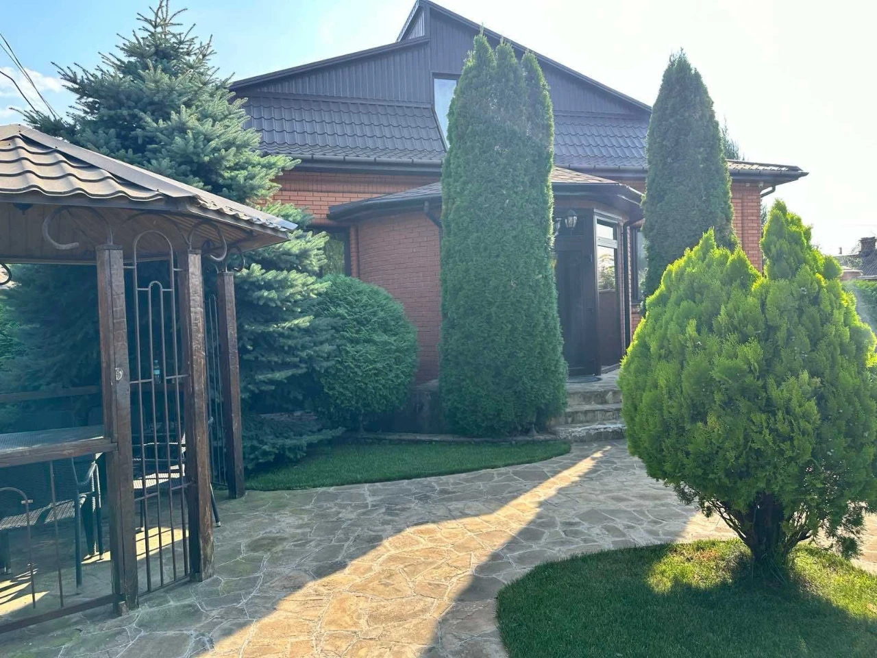 Sale of a modern house in Saksagan district, Sklyara Street