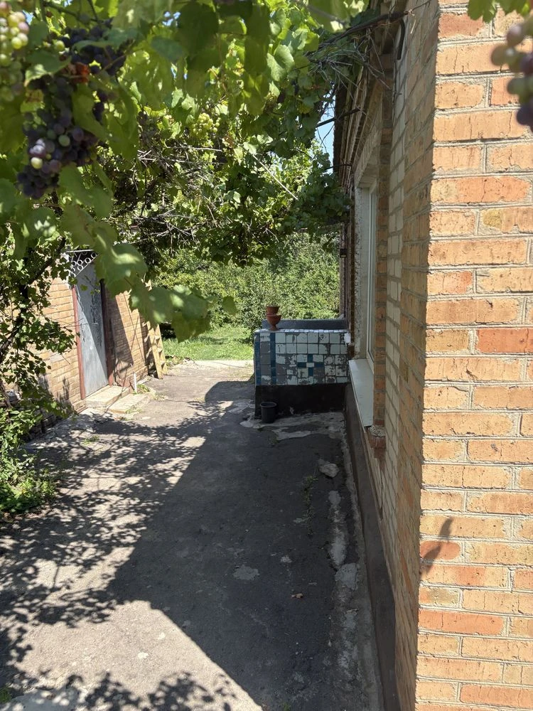 4-bedroom House for Sale in the Metallurg District