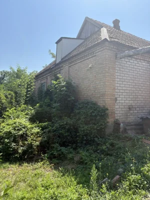 4-bedroom House for Sale in the Metallurg District