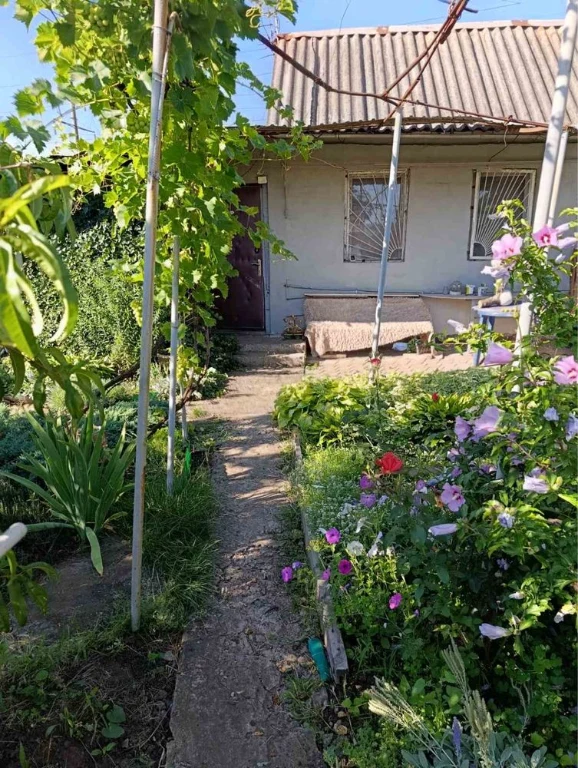 Cottage for sale. Upper Mopr