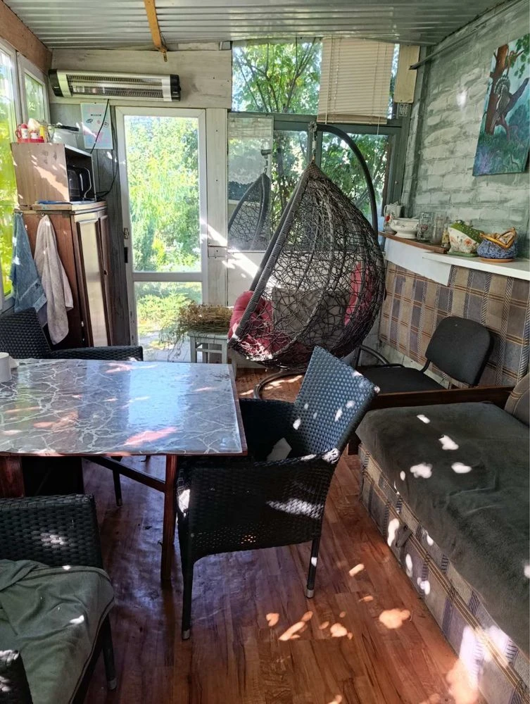 Cottage for sale. Upper Mopr