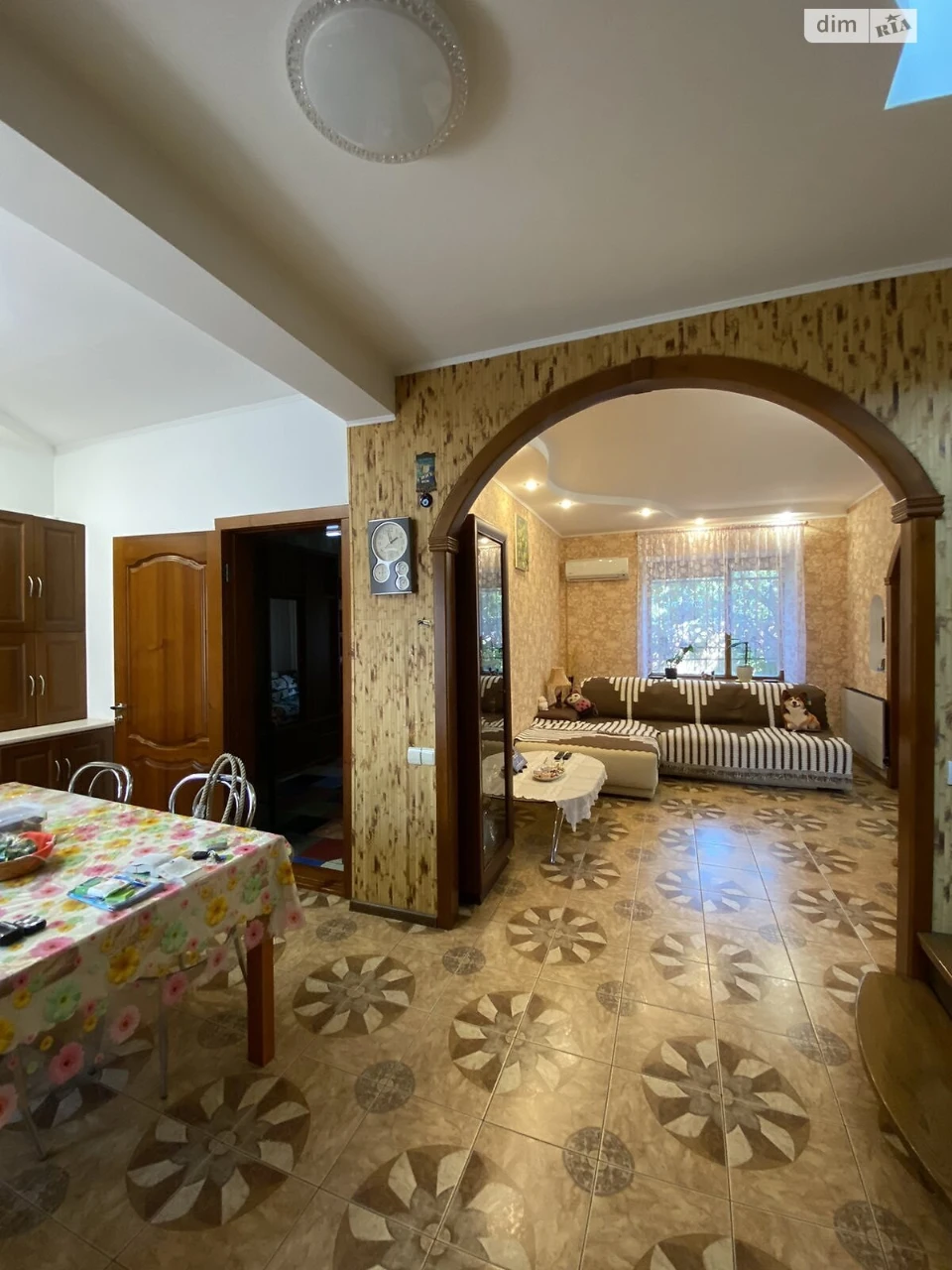 Sale of House in Dovzhinsky