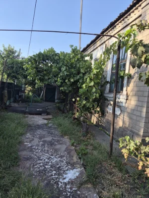 Продам дом 60м 4 комнаты у. Павла Лихмана район Ласточка Раз