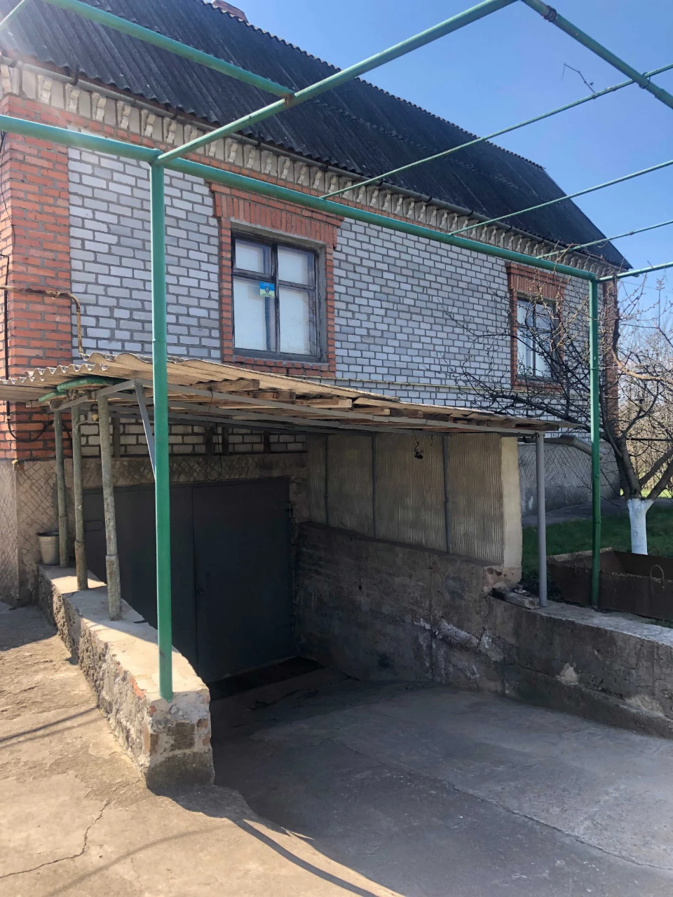 For Sale: Two-story house in Radgospne village, Kryvorizh Region