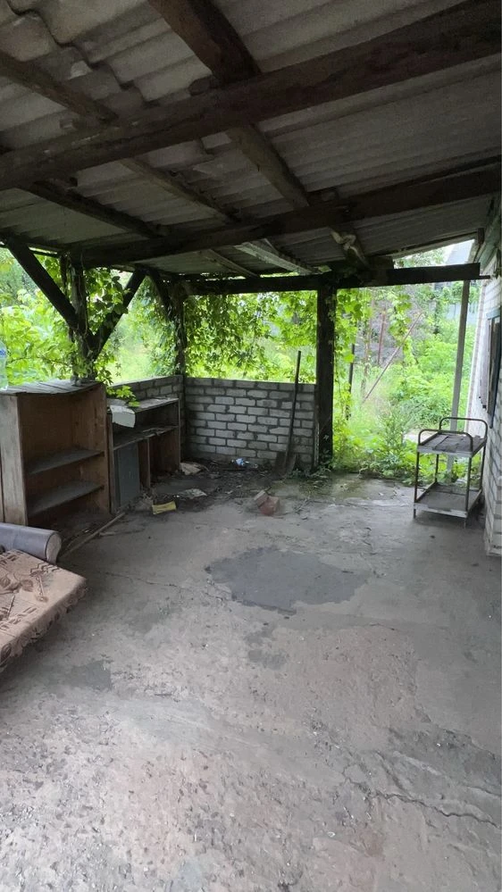 Cottage in the city limits