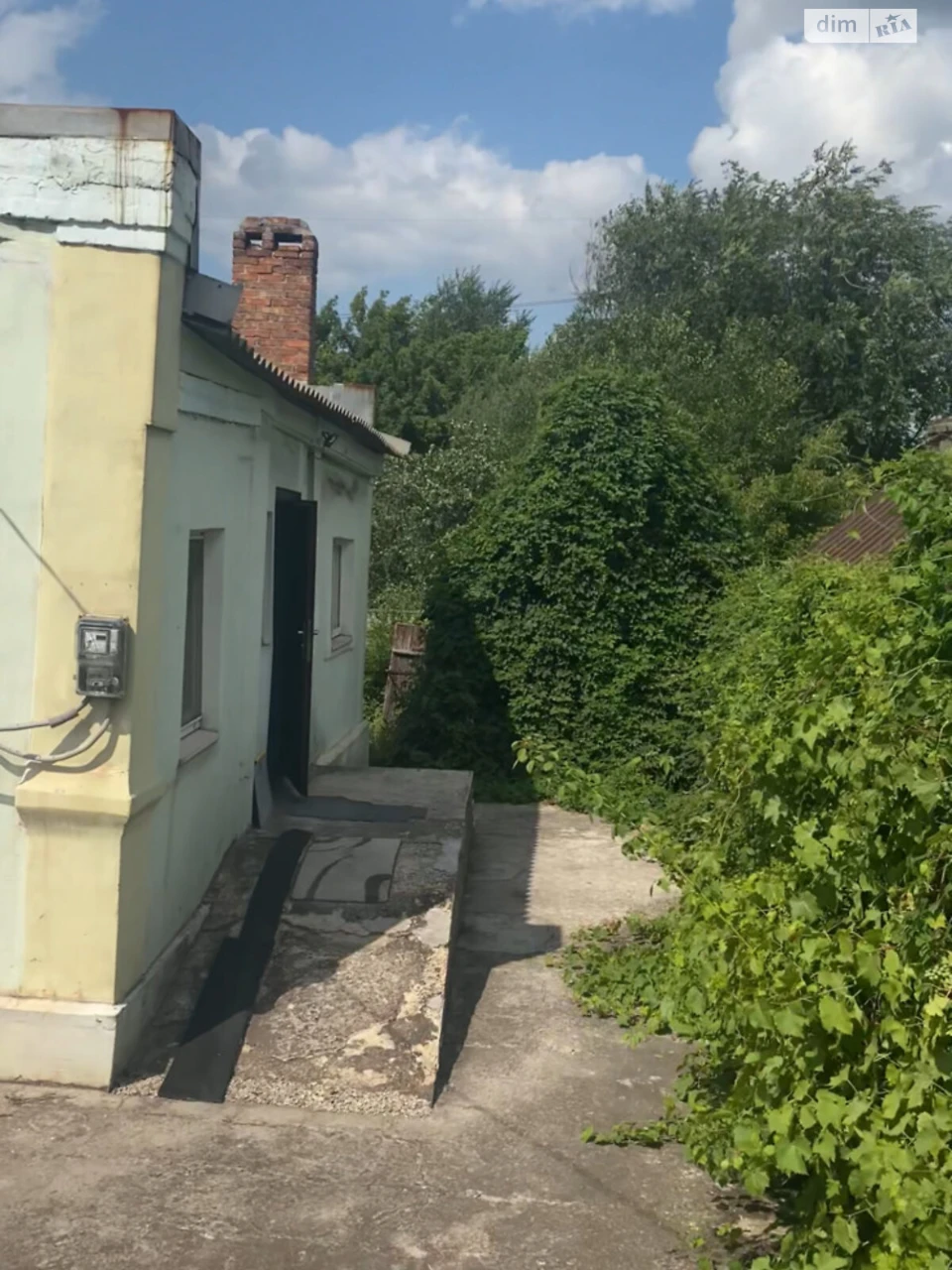 Sale of House in Metallurgi