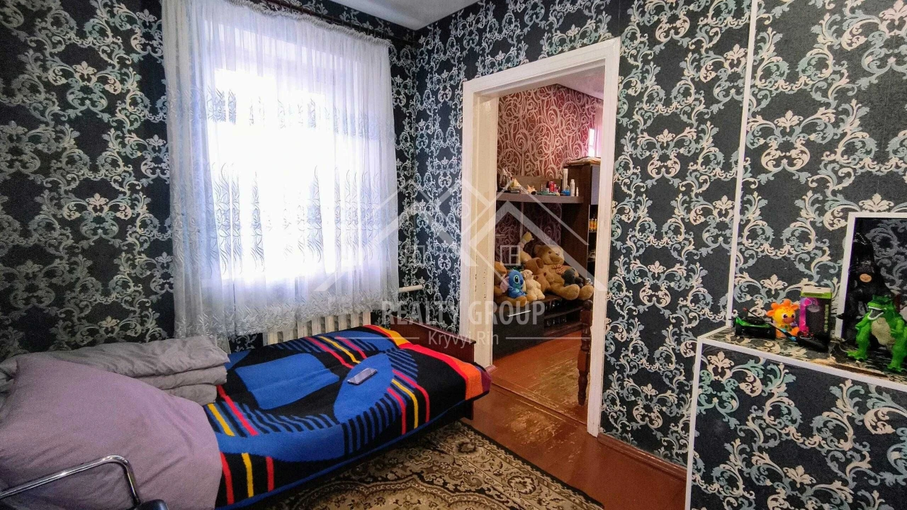 House in Central District !! Price Reduced