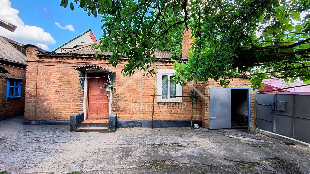 FOR SALE House in Metallurgic District