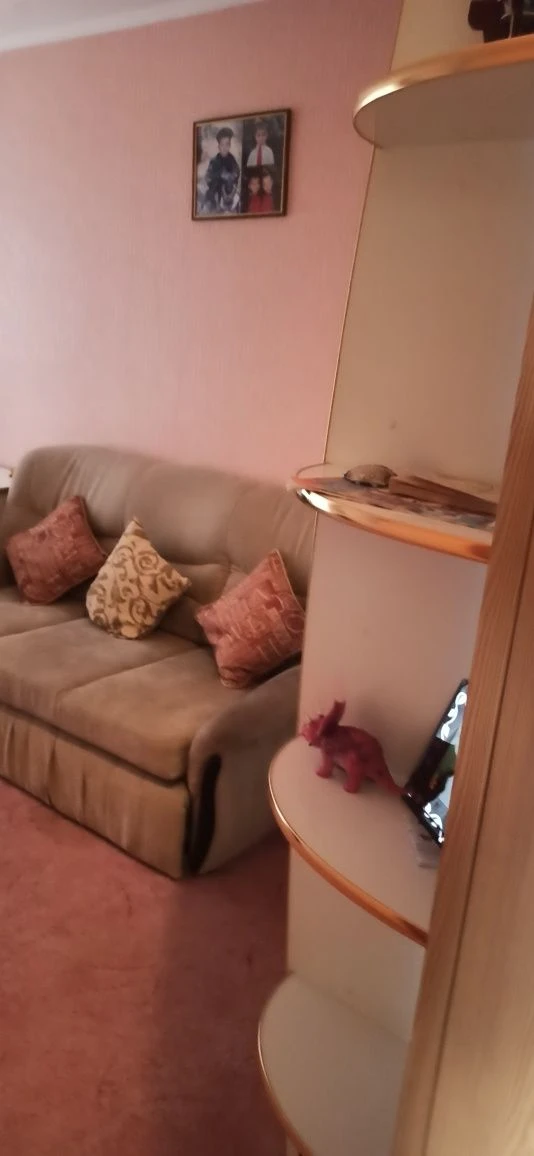 Продам великий 2-х поверховий,сучасний будинок в житловому м