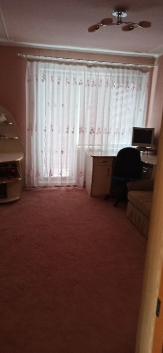 Продам великий 2-х поверховий,сучасний будинок в житловому м