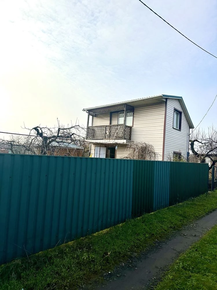 "Kolos" Cottage, near "8th Hospital" legal address, land 12 acres