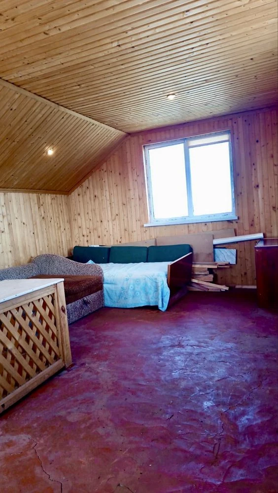 "Kolos" Cottage, near "8th Hospital" legal address, land 12 acres