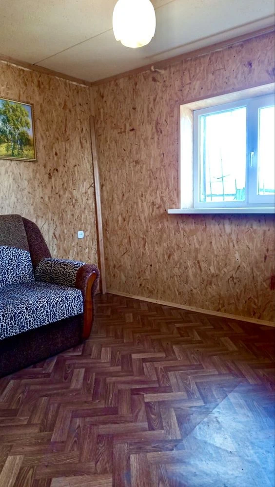 "Kolos" Cottage, near "8th Hospital" legal address, land 12 acres