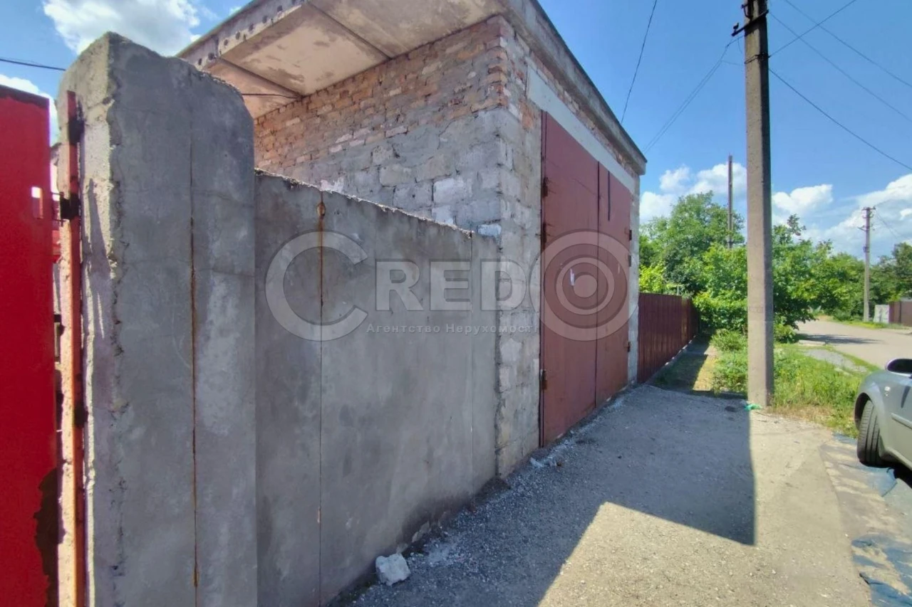 Продаж будинку. Металургійний район. Червона.