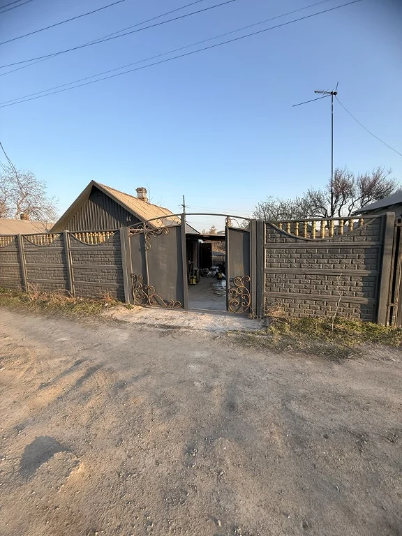 For Sale House in the Dzerzhynka area
