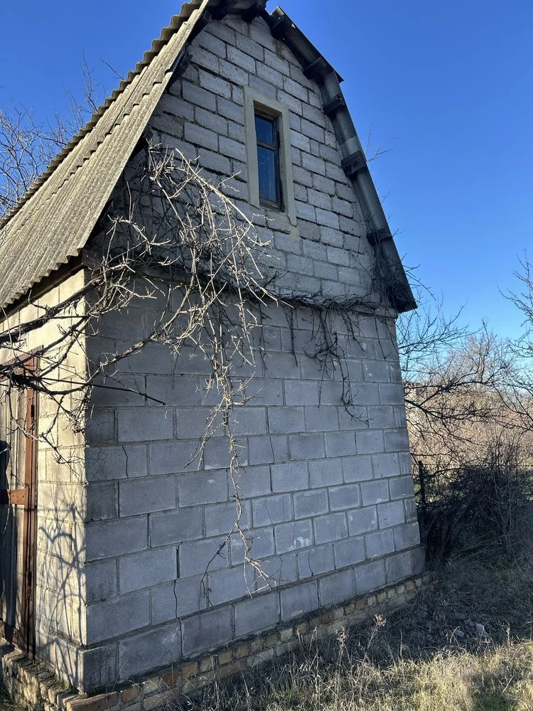 Sale of a country house