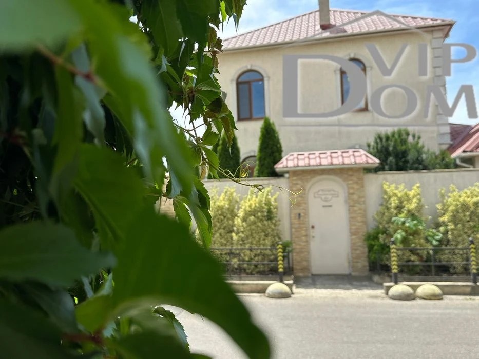 House in Arcadia, Exclusive AN, Kamanina, Levanevsky, Krasny