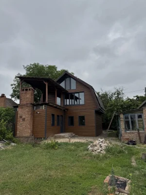 Продам дом с солнечными панелями,мансардой,ул.Природная,Черн