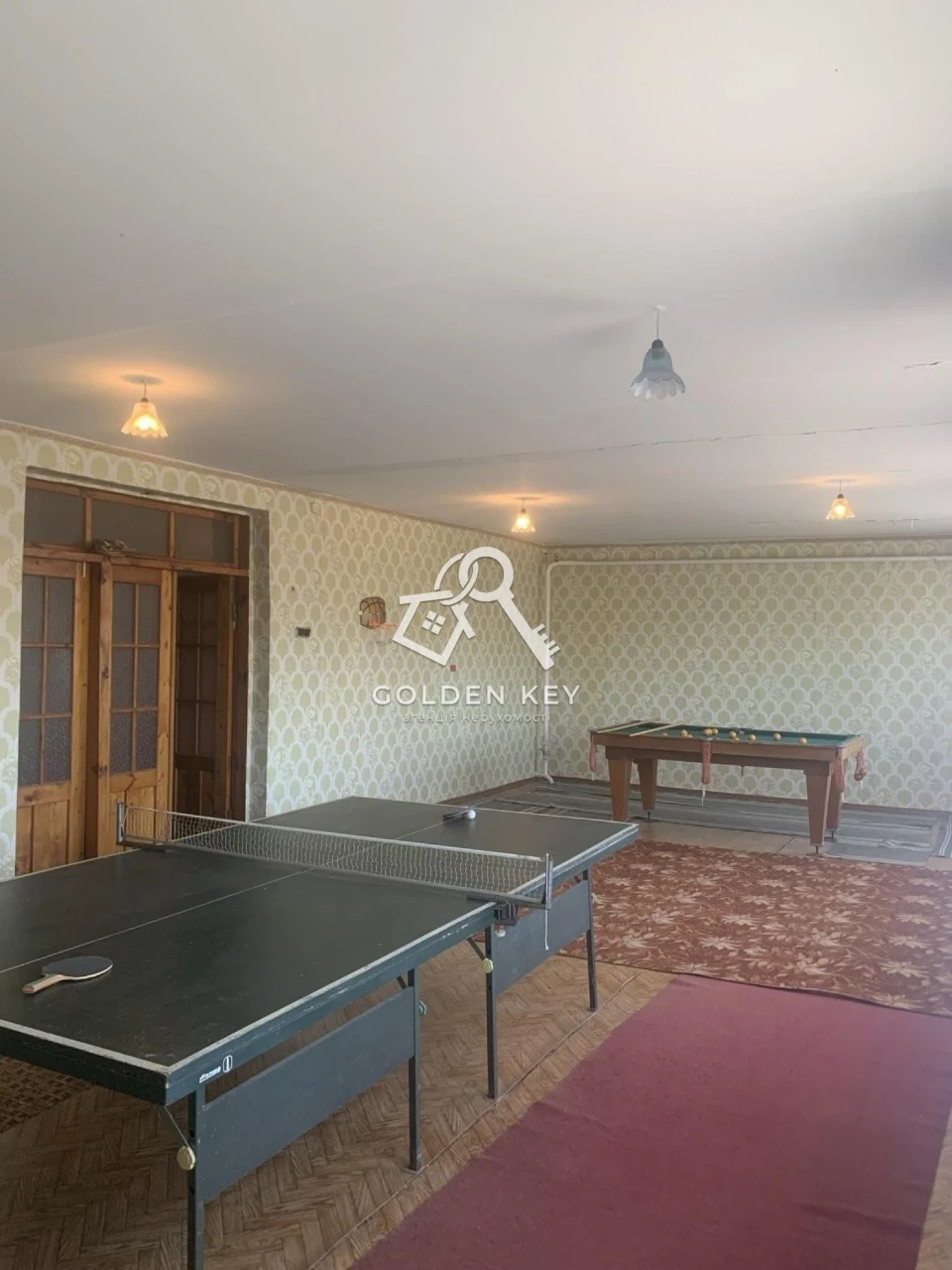House for sale with access to a park in Pokrovsky district