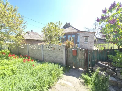 Продаж будинку. Дружба. Гарне місце.