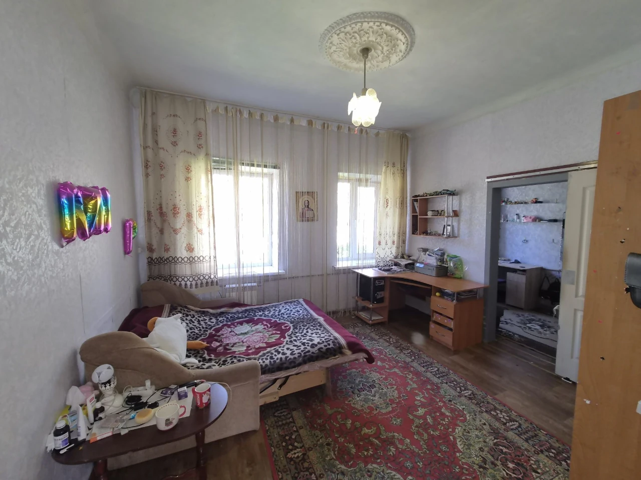 Продаж будинку. Дружба. Гарне місце.