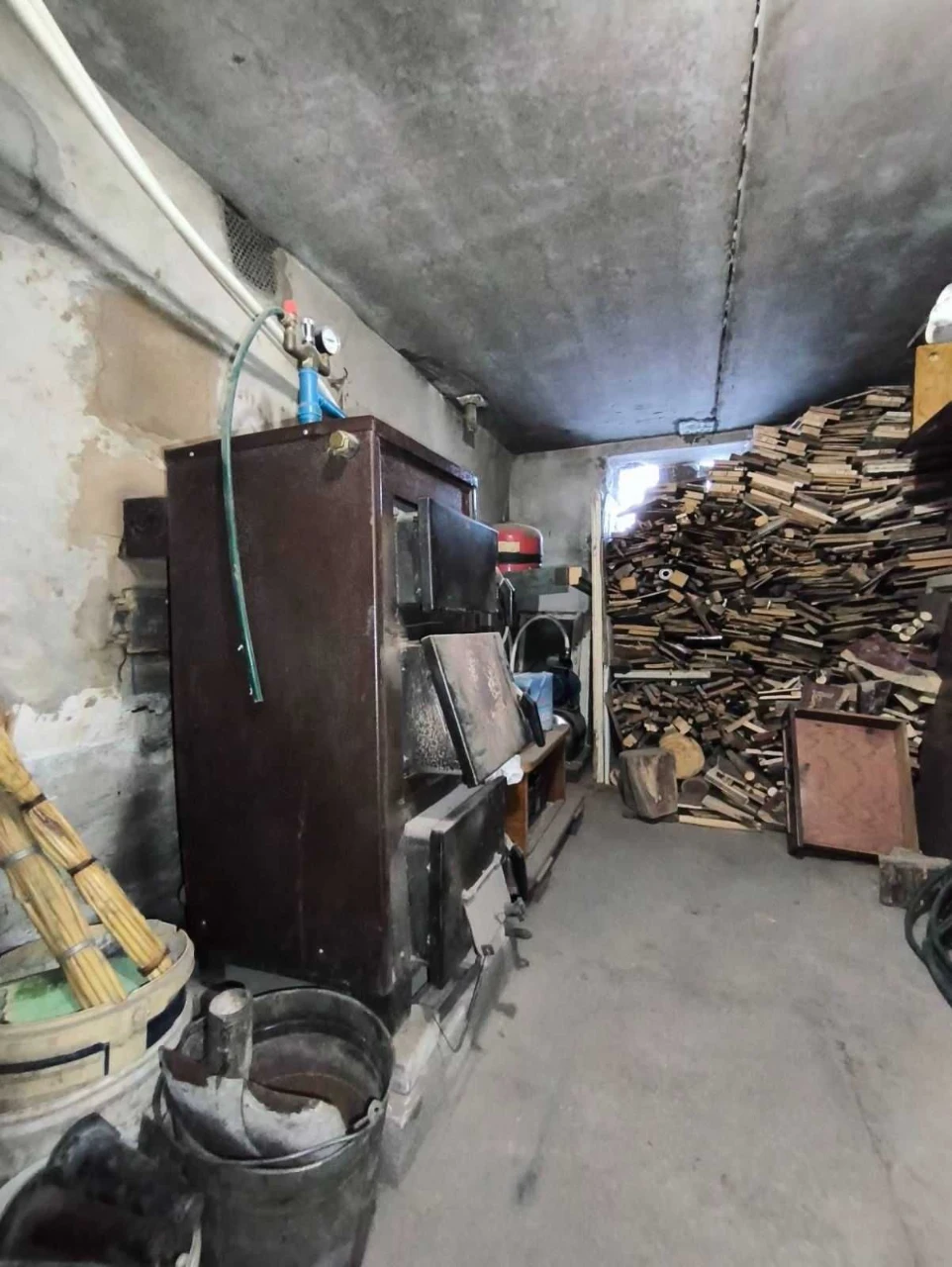 Продам котедж. Зупинка "Мальовнича".