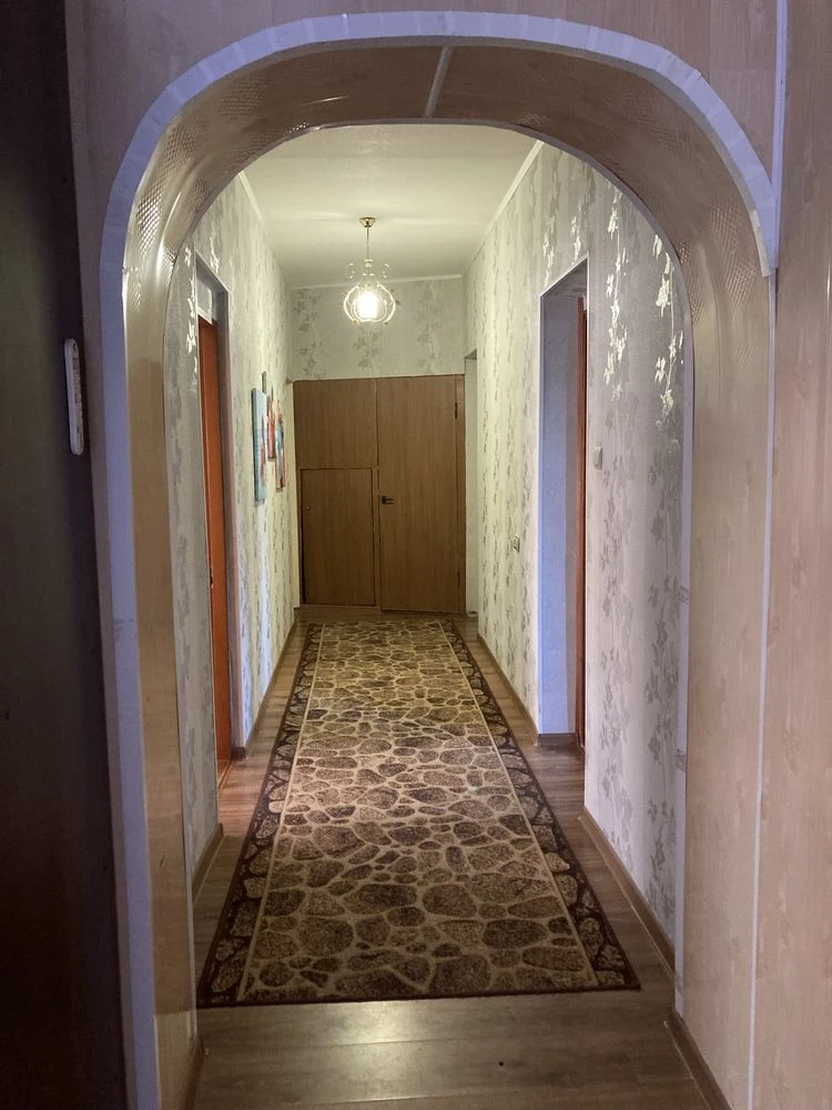 For sale: House with a shop (commercial property) in a city area