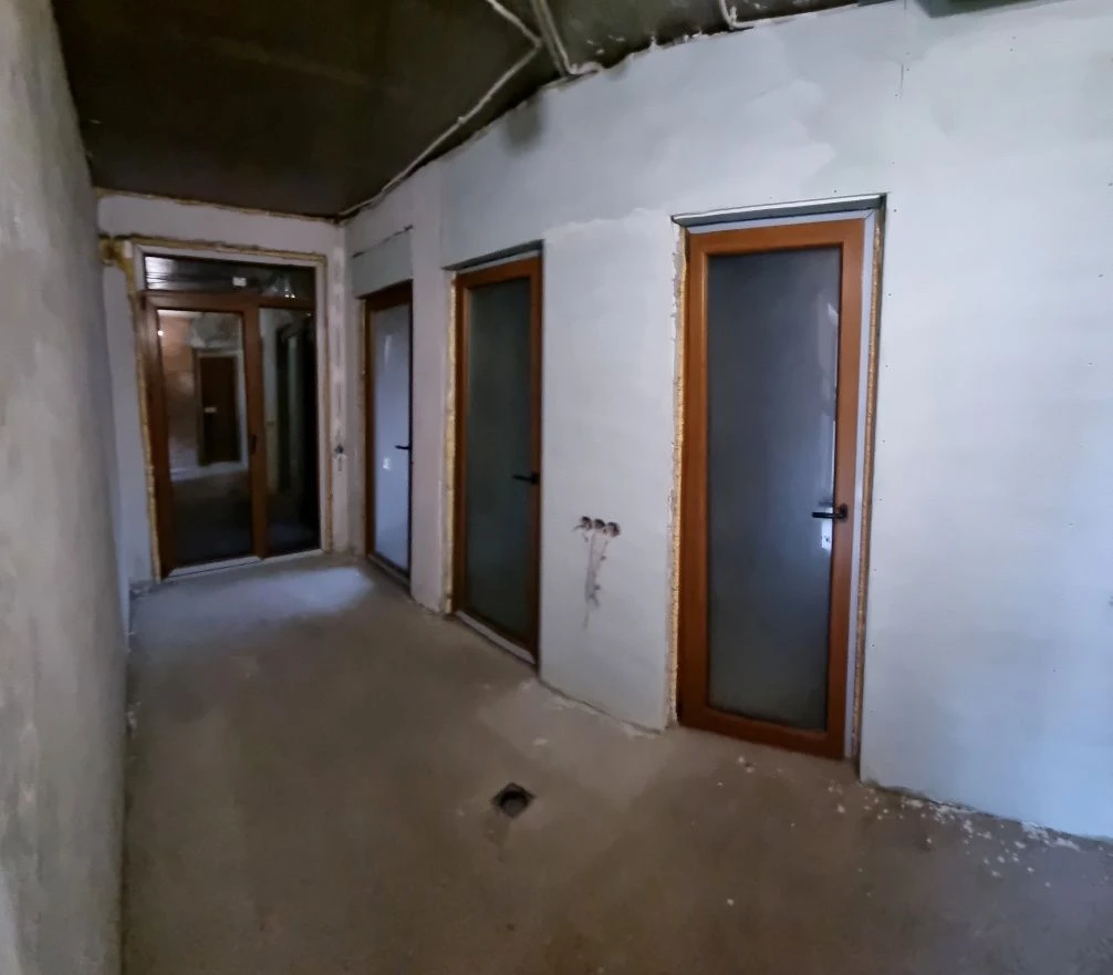 House for Sale, Kresovs'kyi 2, Kresovs'kyi