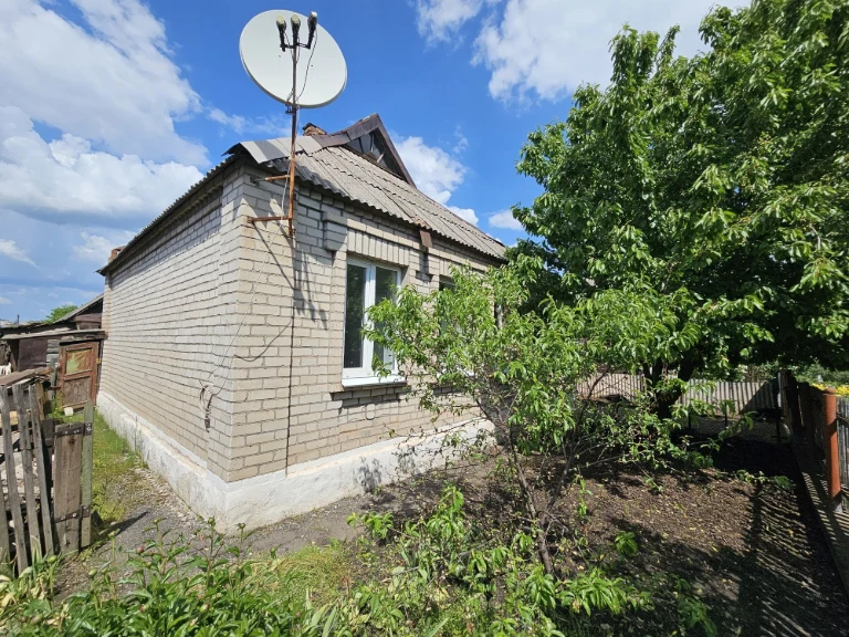 Продається 4х кімн.будинок  у центрально міському районі по