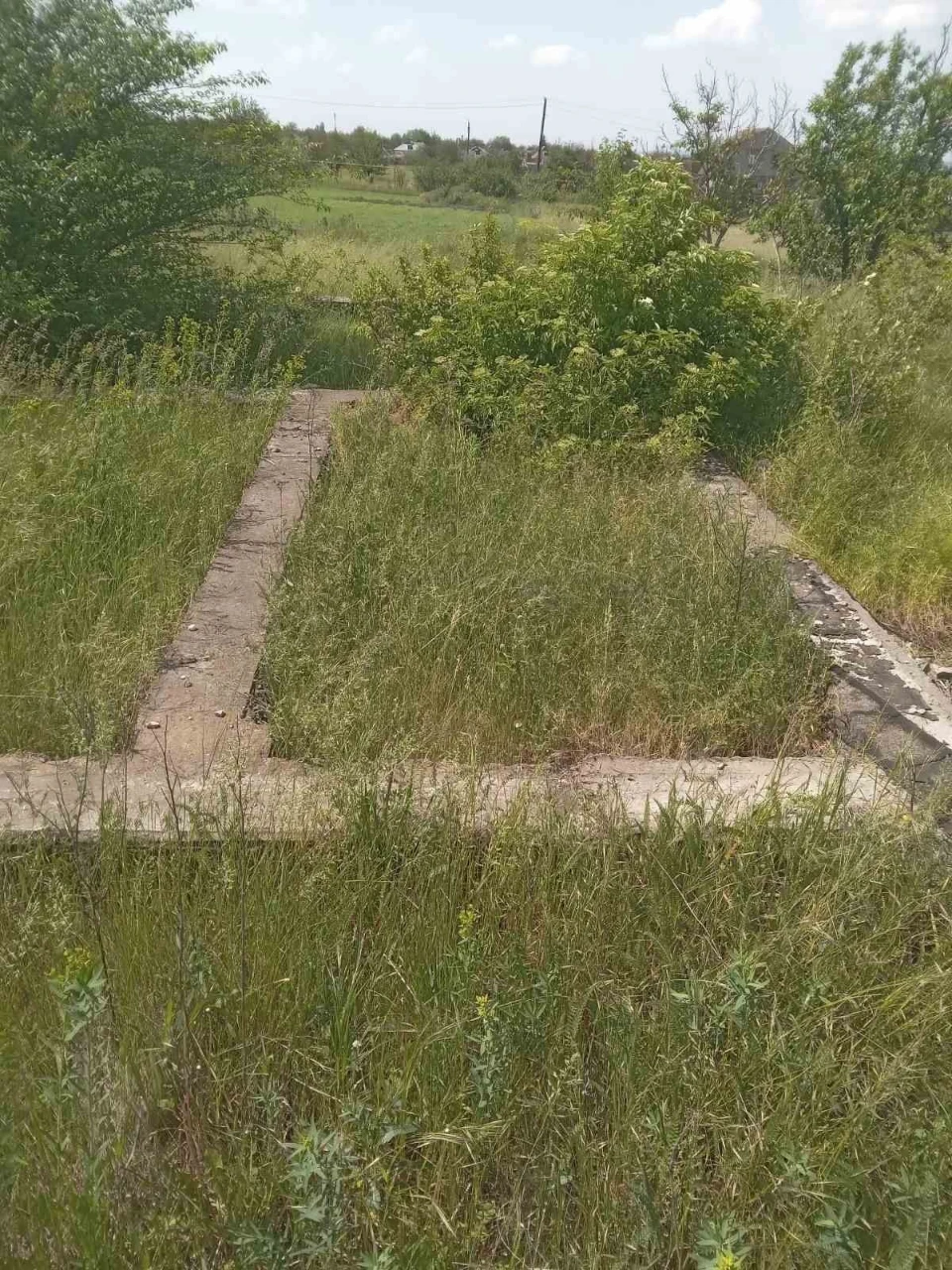 Land for sale - Foundation for a house