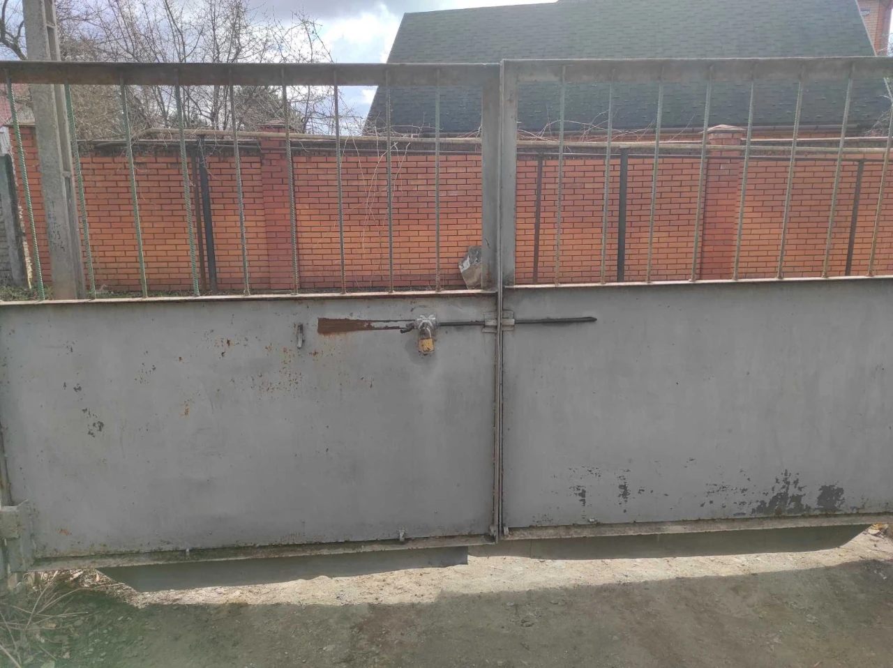 For Sale: Two-Story House on Zarychnoye