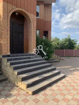 Продаж будинку в Центрально-Міському районі, Карачуни