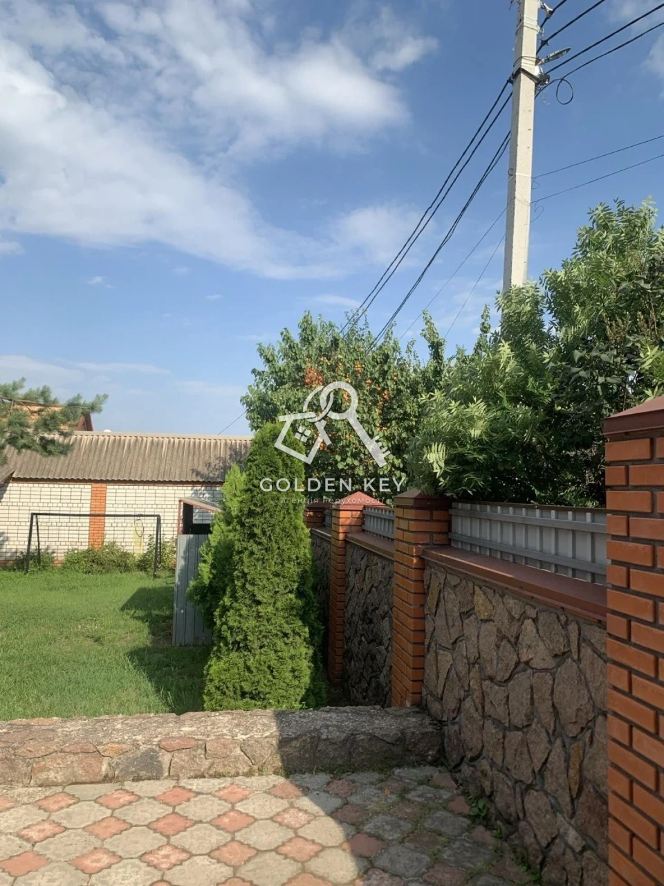 Продаж будинку в Центрально-Міському районі, Карачуни
