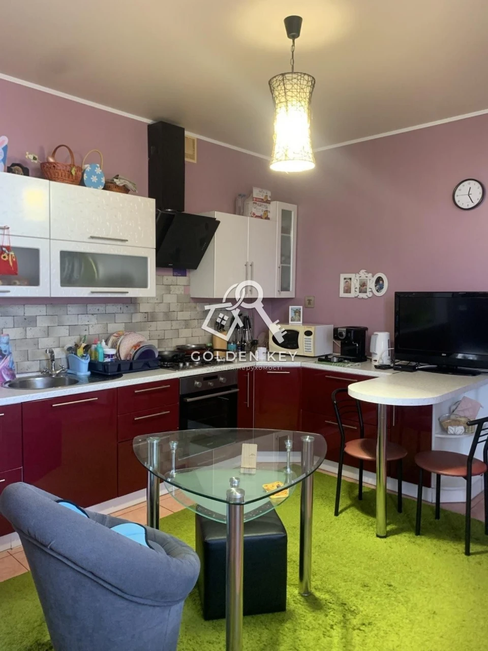Продаж будинку в Центрально-Міському районі, Карачуни
