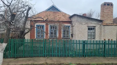 Продаж земельної ділянки з будинком від  власника