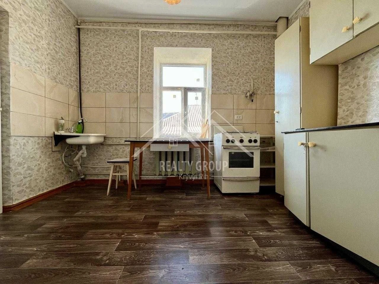 Продаж добротного будинку з ремонтом на Рибасова поряд 129 к