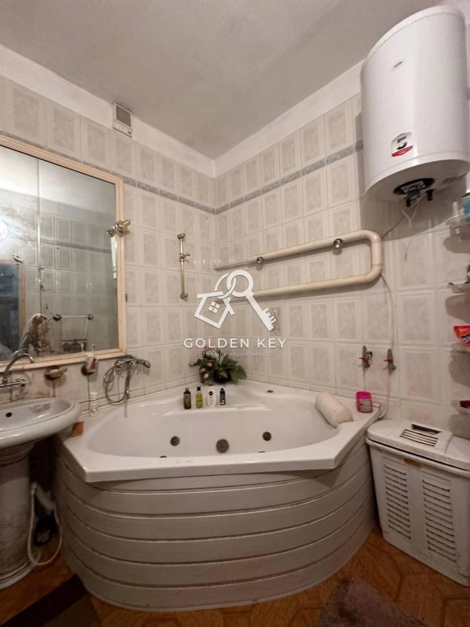 Продаж будинку з виходом до річки в Мар'янівці.