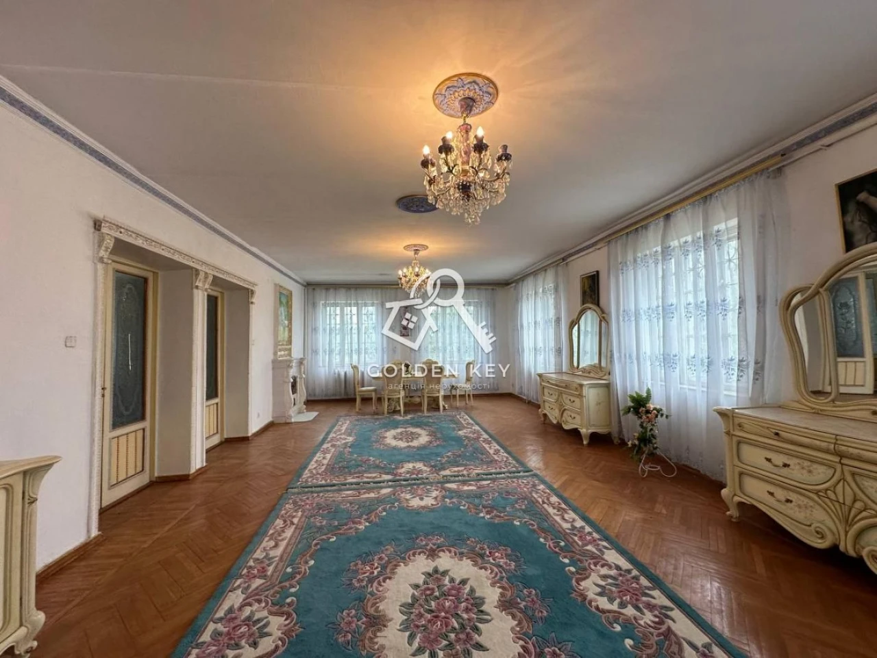 Продаж будинку з виходом до річки в Мар'янівці.