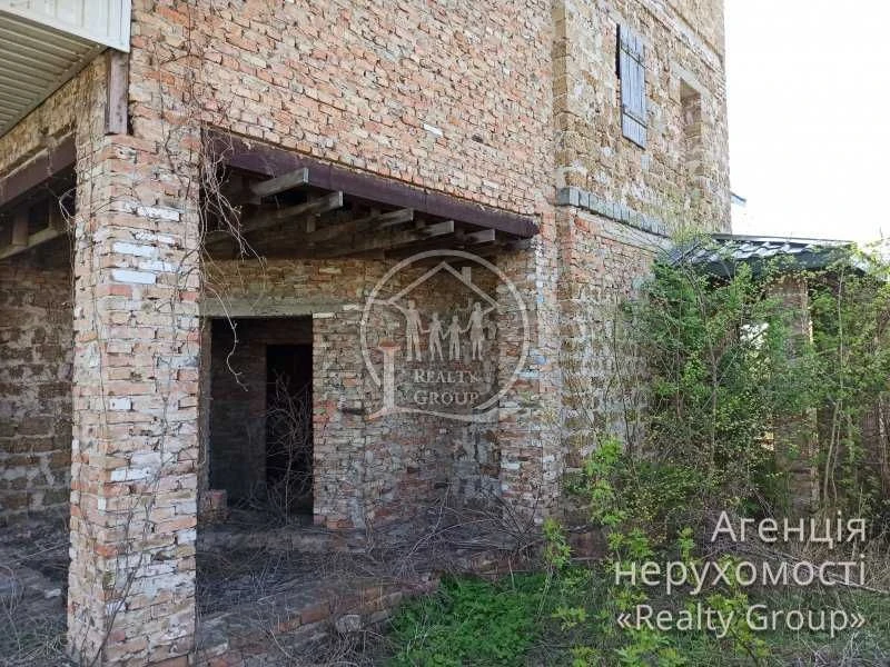 Sale of a two-story house, Karachuny (Laboratory Street)