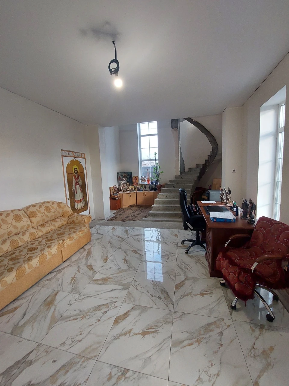 Sale of a two-story house. Litke Street.