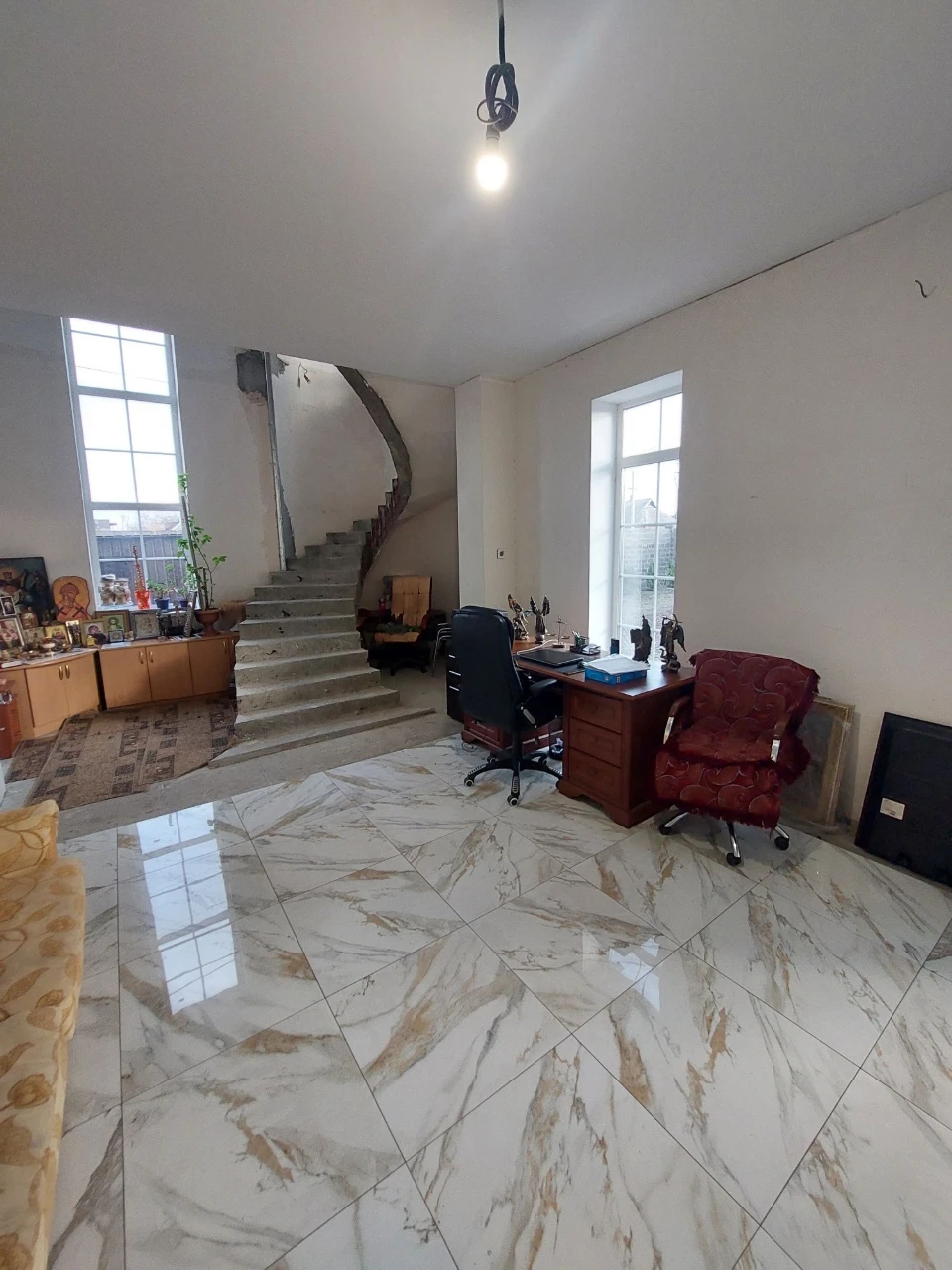 Sale of a two-story house. Litke Street.