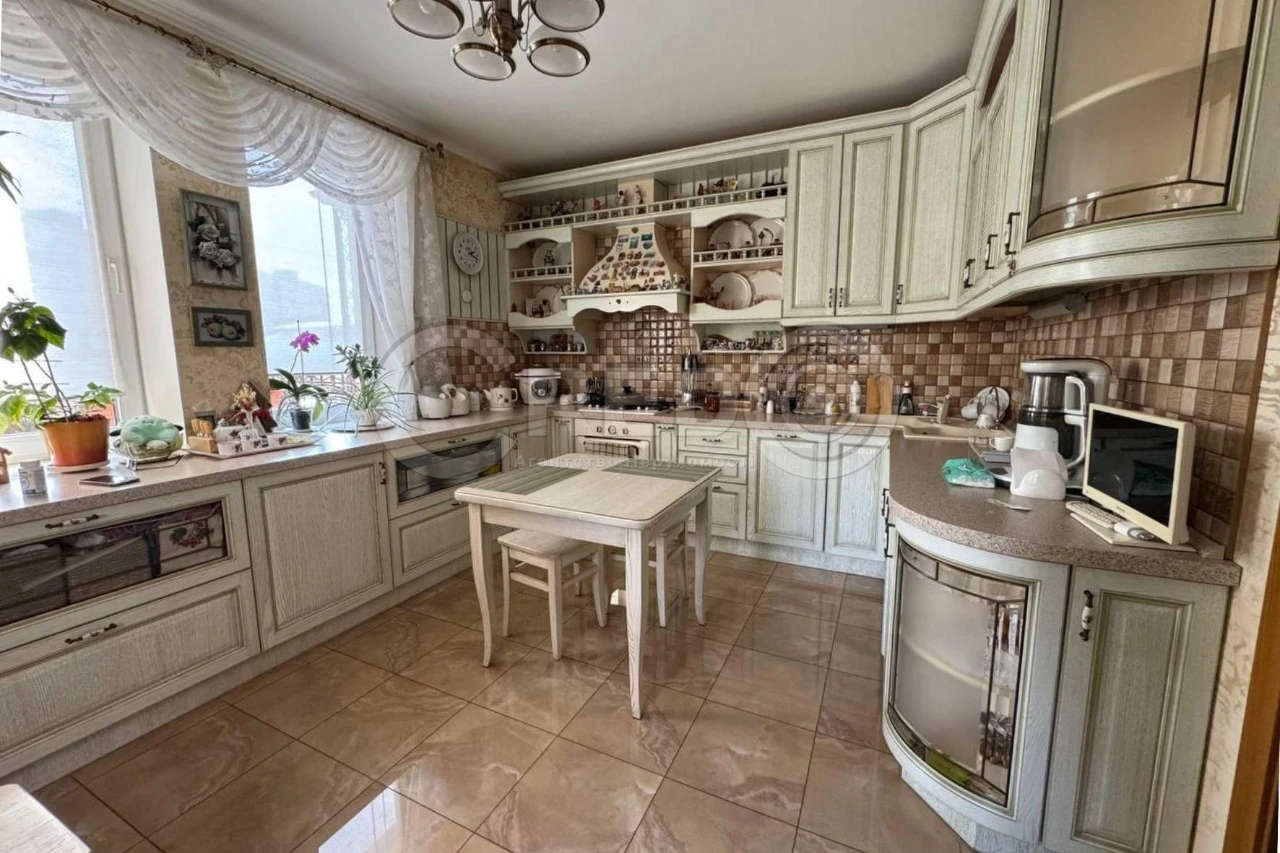 Продажа современного дома, район 95 квартала, улица Витебская